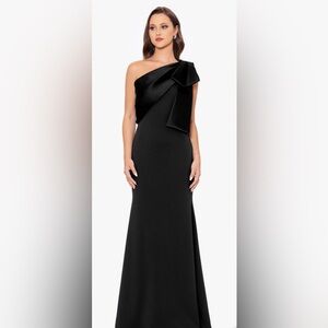 Elegant Black Evening Dress